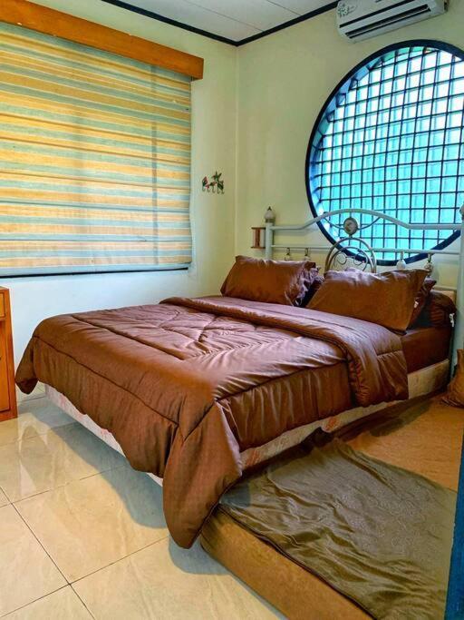 Designer Villa Osaka Puncak Exterior foto